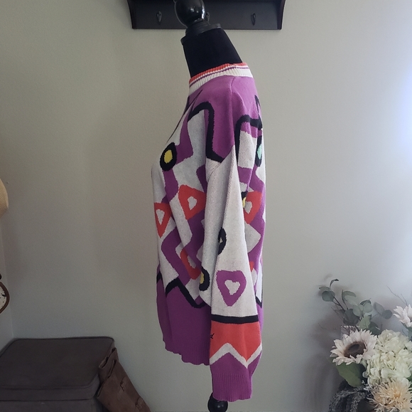 Funky Fun Sweater - Picture 4 of 11